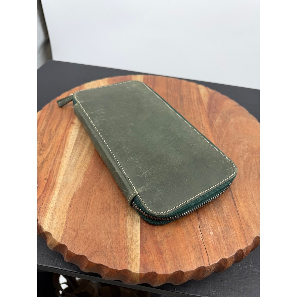 Galen Leather Zippered Wallet Organizer Women OS Green Distressed Handmade